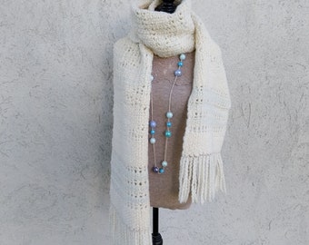 Snow scarf in pure merino's extrafine wool, hand woven.
