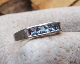 Zilveren Ring - Topaz Blauw - Moderne Sieraden - 18mm
