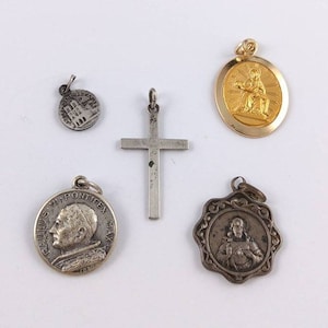 Antique Reliquary Medal Pendants - Silver Cross pendant - Roma Catacombe Sand - Paris - Nottredam - Pope - Virgin Mary