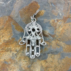 Hamsa Hand Pendant - Vintage Jewelry - Boho Necklace - Spiritual - Hand