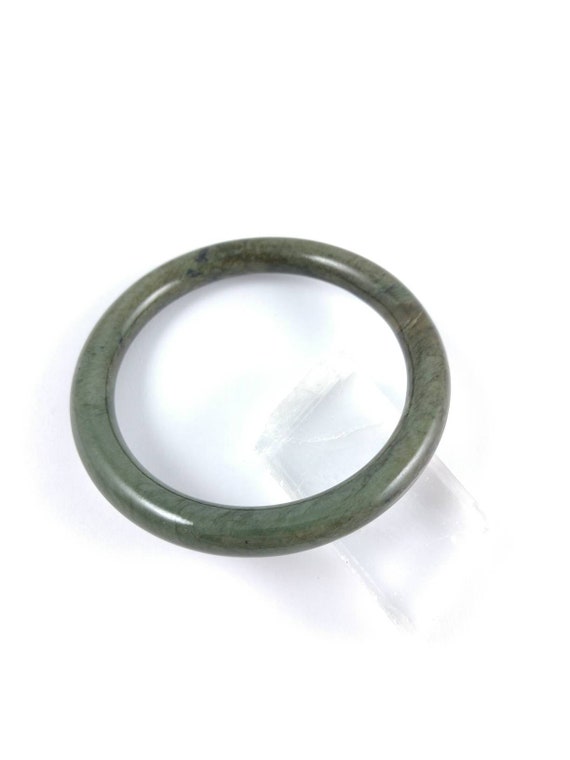 Solid Jade Bracelet - Vintage Round Bangle - Gree… - image 4