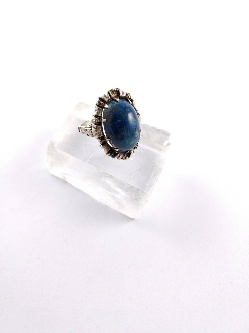 Size US 8 Blue and Silver Size UK P Azurite Silver Ring Vintage Jewelry Flower Pattern