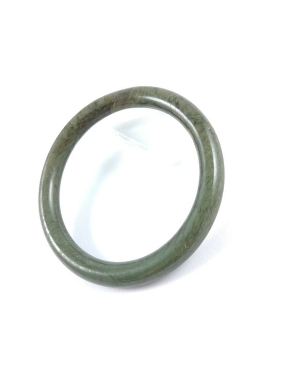 Solid Jade Bracelet - Vintage Round Bangle - Gree… - image 5