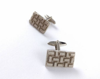 Modern Cufflinks - 3D Effect - Abstract - 1970 - Retro Jewelry - Gift For Him - Vintage Jewelry - Silvertone - Rectangle