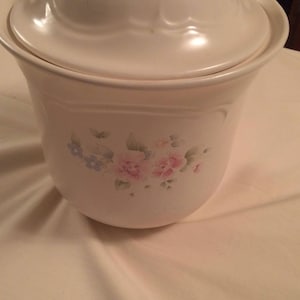 large pflatzgraff Tea Rose Canister Made in china