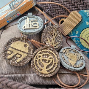 Batuu Bound Medallions- Star Wars Galaxy&#39;s Edge Inspired