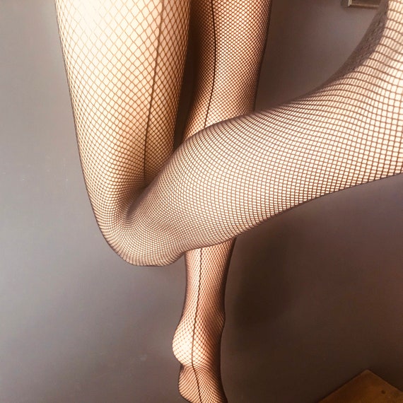 Fishnet tights nude models - Nude pics