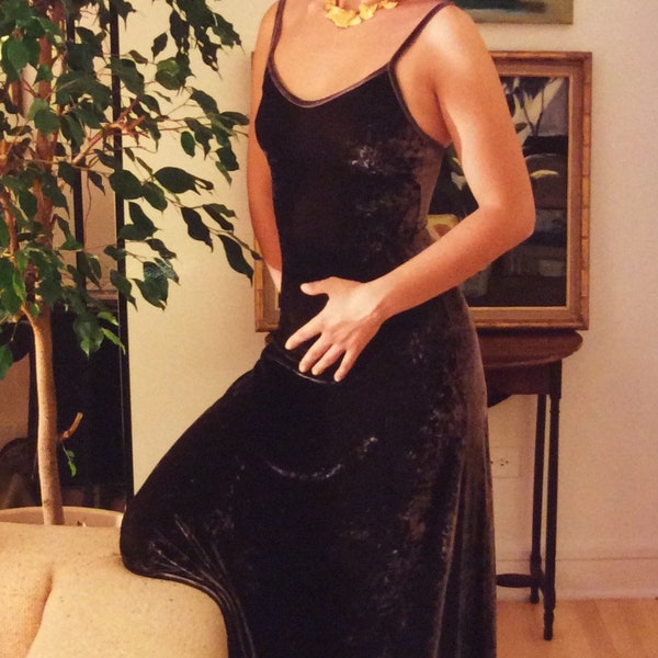 90s Long Stretch Velvet Dress, Spaghetti Strap, Luxurious Opulent Italian Velvet, Joanna Trojer, Maxi Dress with Bra Elegant Evening
