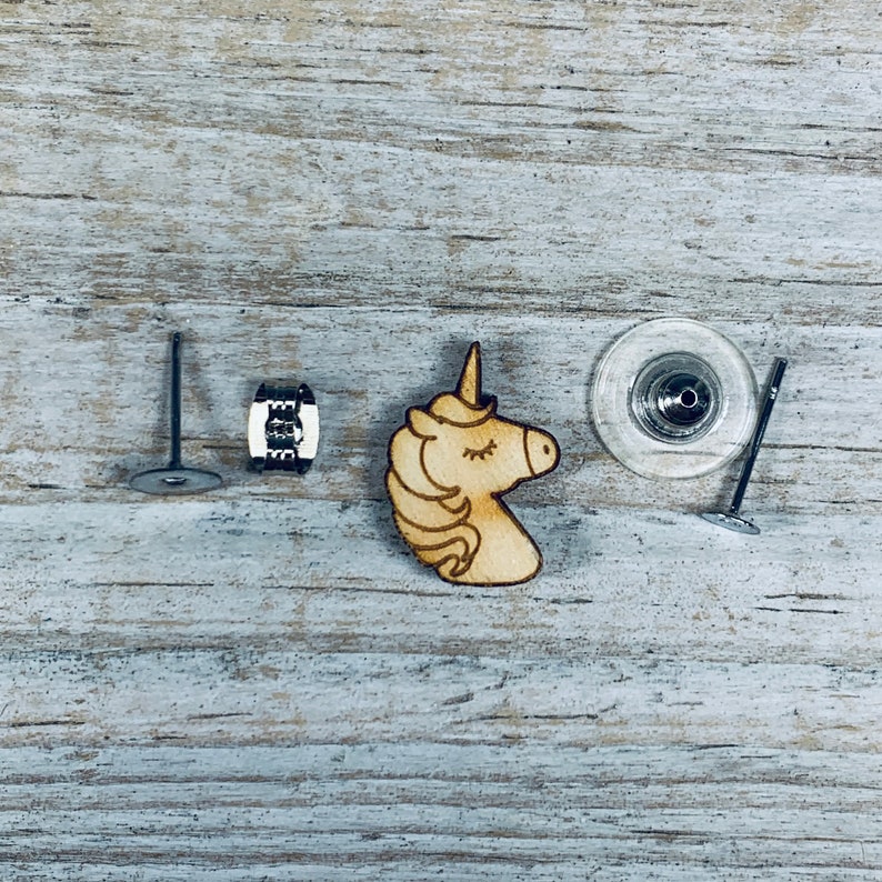 PE013 Unicorn unfinished solid hardwood engraved charms .75 x .5 18thick