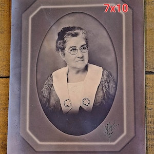 Vintage  7&quot; x 10&quot; Photo  Lady  1944 dated & signed by Photographer