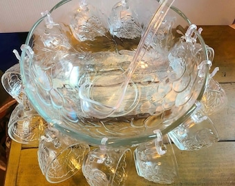 Vintage Antique Gibson Concord Harvest Punch Bowl Set Service in original box - 27 piece Service for 12