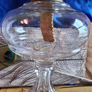 Antique Vintage glass oil kerosene lamp Small imperfection in glass shown in pic