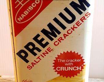 Vintage Nabisco Premium Saltine Cracker Tin