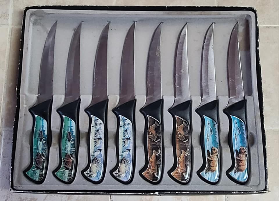 Set of 8 Vintage Intruder Wildlife Knife Set in Box - Etsy