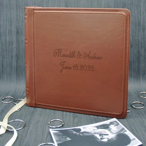 Álbum de recortes de cuero de grano superior personalizado pequeño de 11,8" x 11,8" - Almacenamiento de fotos de boda cuadrado marrón de 30 x 30 cm