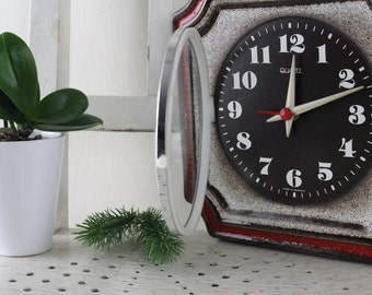 Vintage. Retro Clock from the 70s Wall Clock Quartz Fat Lava Clock from the 70's Mid Century Kitchen Clock Wall Clock