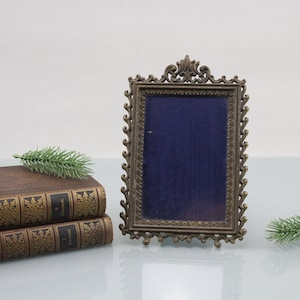 Brass picture frame handmade 1930s brass decoration high quality made in Italy