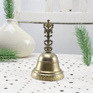 Bell from 1930 Collector's item made of brass Church decoration Business bell Handcraft