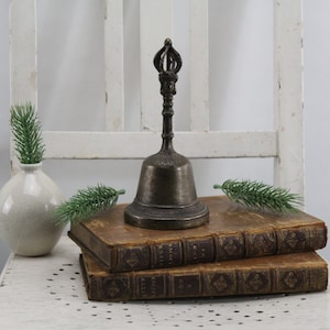 Antique bell from around 1890 Collector's item made of bronze Church decoration Handmade