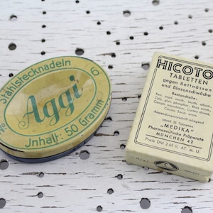 2 pieces of rare boxes one made of metal one made of cardboard steel pins Aggi, Hicoton