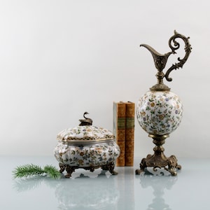 Set Beautiful Porcelain Box and Candle Holder in Carafe Shape Wong Lee - Bronze Brass Precious Set