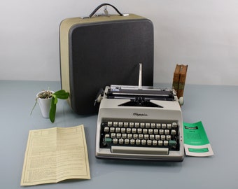 Typewriter Olympia  SM8 Functional typewriter Office equipment Office Mechanical typewriter 1960s