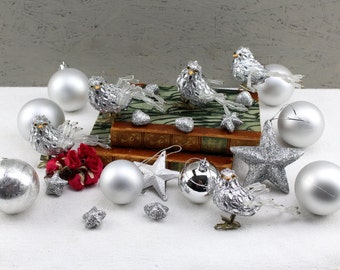 Vintage. 90s 23 Piece Christmas Tree Decoration Christmas Balls Handmade Christmas Decoration Fir Tree Jewelry Silver