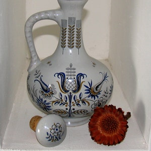 Vintage porcelain bottle with lid from Berentzen 1758 - 1988 Porcelain