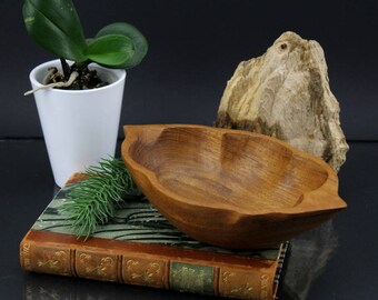 Mid Century Teak Wood bowl Table decoration 70s very precious piece Handmade Made in Denmark