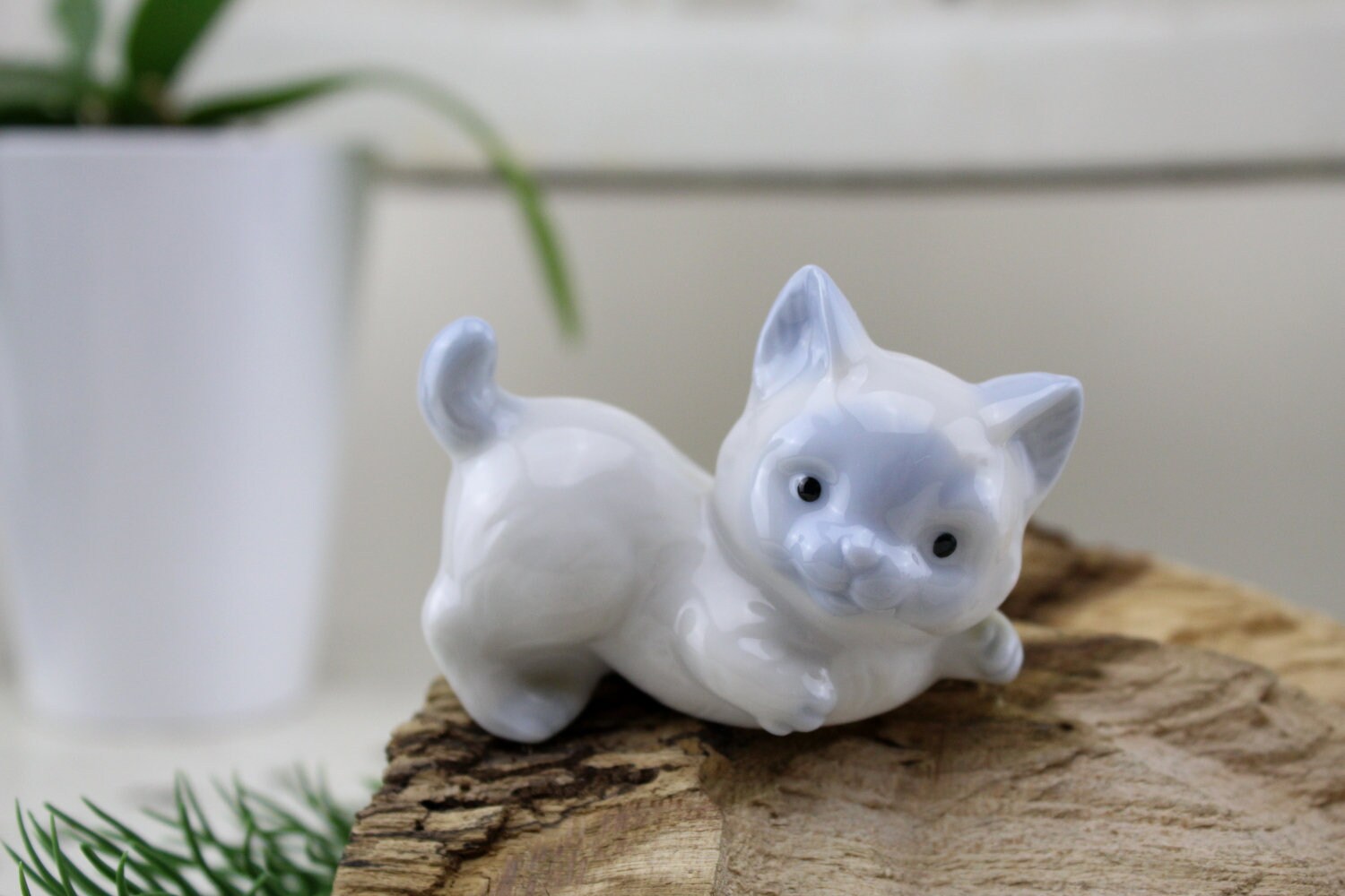 1970年代ヴィンテージ 可愛い子猫のペア 磁器製置物 人形 骨董蚤の市