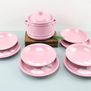 Vintage Pink White Porcelain Tableware Set 4 x Soup Plates 4 x Dinner Plates 1 x Soup Bowl in Set 9 Pieces White Clouds