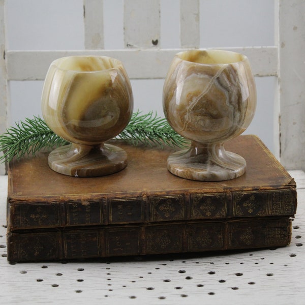 Vintage . 2 pieces marble glasses wine glass