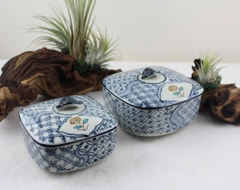 Vintage. Two Porcelain Bowls with Lid Handpainting 60s Candy Box Blue White Korean Style