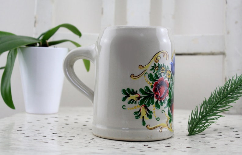 Vintage beer mug flower pattern ceramic handmade 0.5 liter image 3