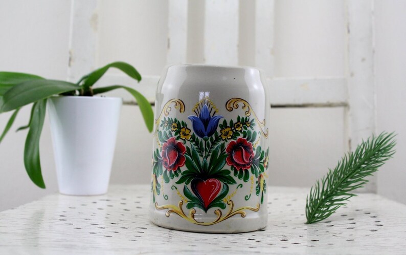 Vintage beer mug flower pattern ceramic handmade 0.5 liter image 1