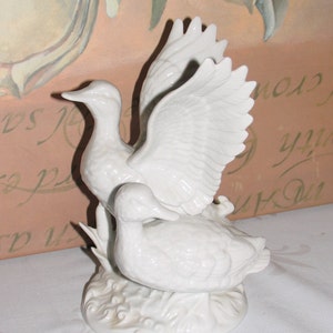 Ducks figure from the 70s vintage. Decoration of ceramic porcelain antique collector's item.. image 4