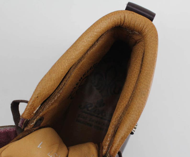 Vintage. Ricker Ski Shoes Genuine Leather NEW VERY RARE in such a good condition. Brown leather snow shoes image 4