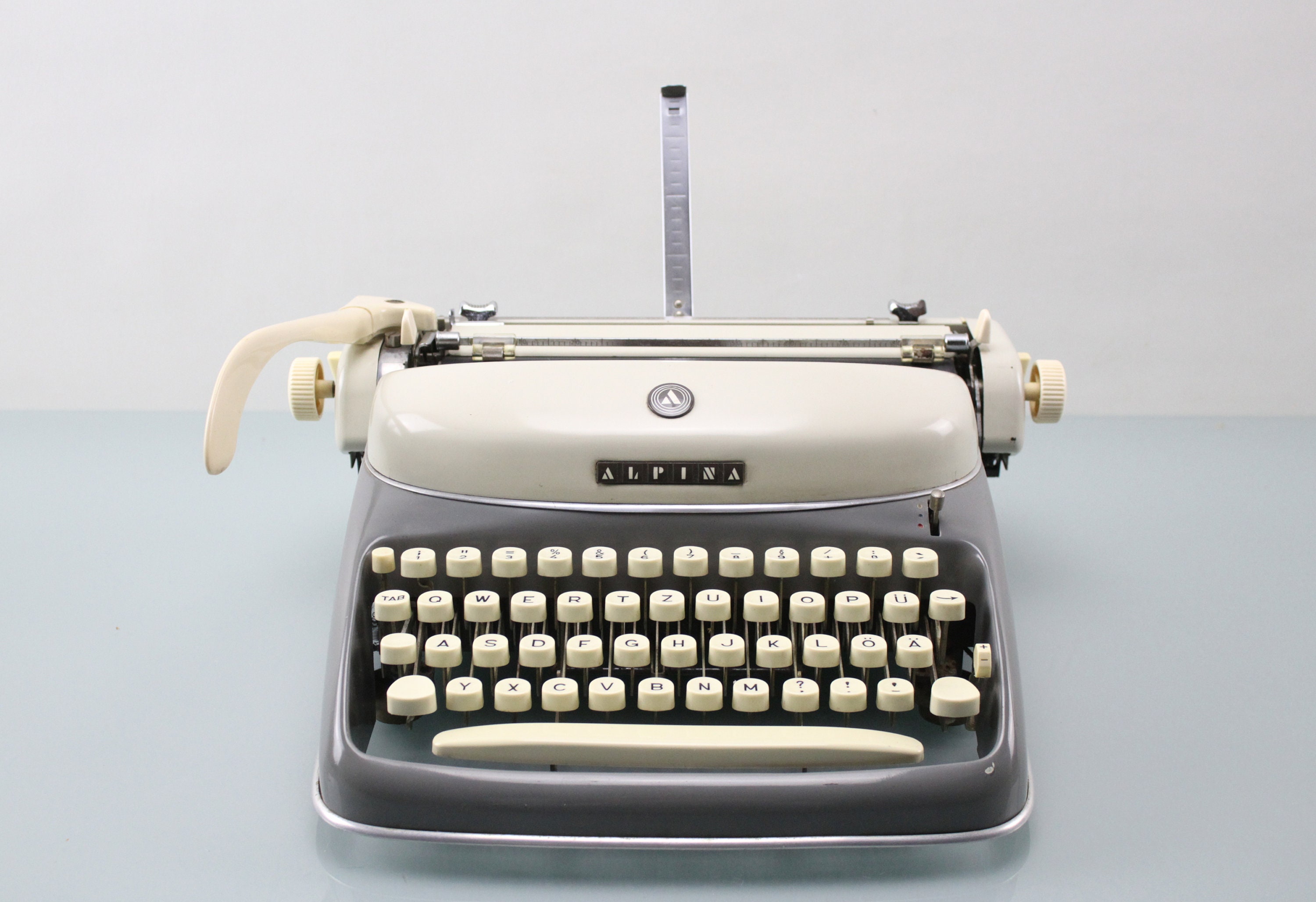Typewriter ALPINA Functional Typewriter Office Equipment