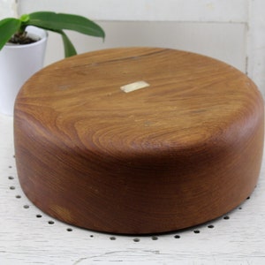 Mid Century Walnut Wood Bowl Table Decoration 60s Very Precious Piece Handmade Made in Denmark image 5