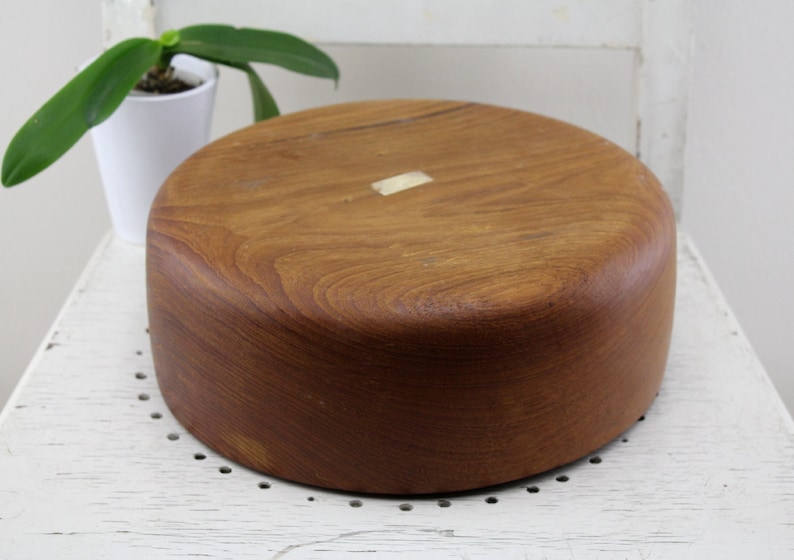 Mid Century Walnut Wood Bowl Table Decoration 60s Very Precious Piece Handmade Made in Denmark image 5