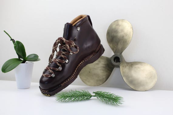 Vintage. Ricker Ski Shoes Genuine Leather NEW! VE… - image 1
