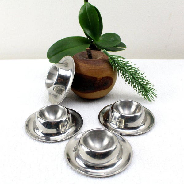 Vintage. 6 pcs Mid Century 50s / 60s Egg Cup Holder Stainless Steel Mid Century Camping Kitchen Egg Cup DDR