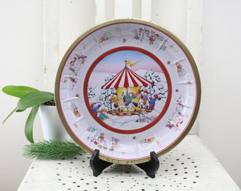 Vintage Gabenteller / Weihnachtsteller aus Blech / alter Süßigkeitenteller / HP Germany Weihnachten Blechteller, bunter Teller / violett