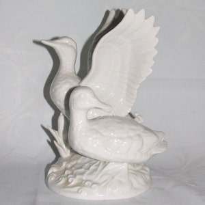 Ducks figure from the 70s vintage. Decoration of ceramic porcelain antique collector's item.. image 3