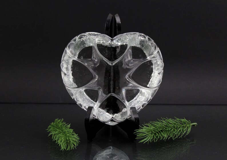 Vintage heart shape warmer glass mid century 1970s tealight glass crafts ice glass heart image 2