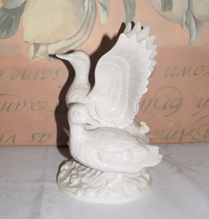 Ducks figure from the 70s vintage. Decoration of ceramic porcelain antique collector's item.. image 1