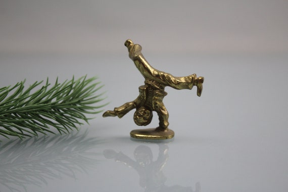 Vintage Brass Figure Boy Handstand Mid Century Brass Bronze Showcase Figure  Brass Decoration 60s -  Canada