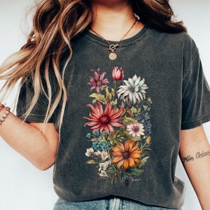 Comfort Colors Wildflowers Shirt, Cottagecore Shirt, Comfort Colors Tee, Wild Flowers Shirt, Floral Shirt, Botanical Shirt, Pressed Flower