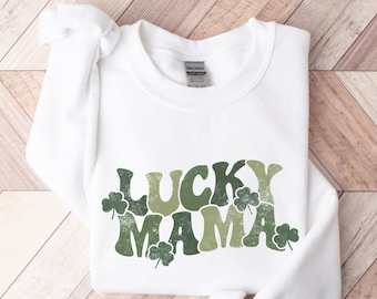 Retro Lucky Mama Sweatshirt, Retro St. Patrick's Day Sweatshirt for Mom, Cute Trendy St Patricks Day Crewneck, Irish Mom Sweatshirt, Womens