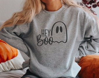 Hey Boo Sweatshirt, Womens Halloween Sweatshirt, Fall Crewneck Sweatshirts, Halloween Shirts, Halloween Gifts, Cute Halloween Costume